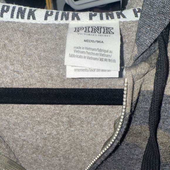 PINK Victoria's Secret Camouflage Hoodie - Picture 2 of 4